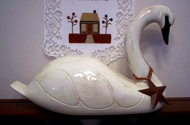 Folk Art Star Swan