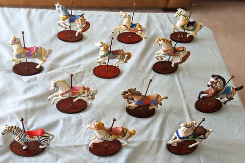 Franklin Mint Carousel bottom level figurines